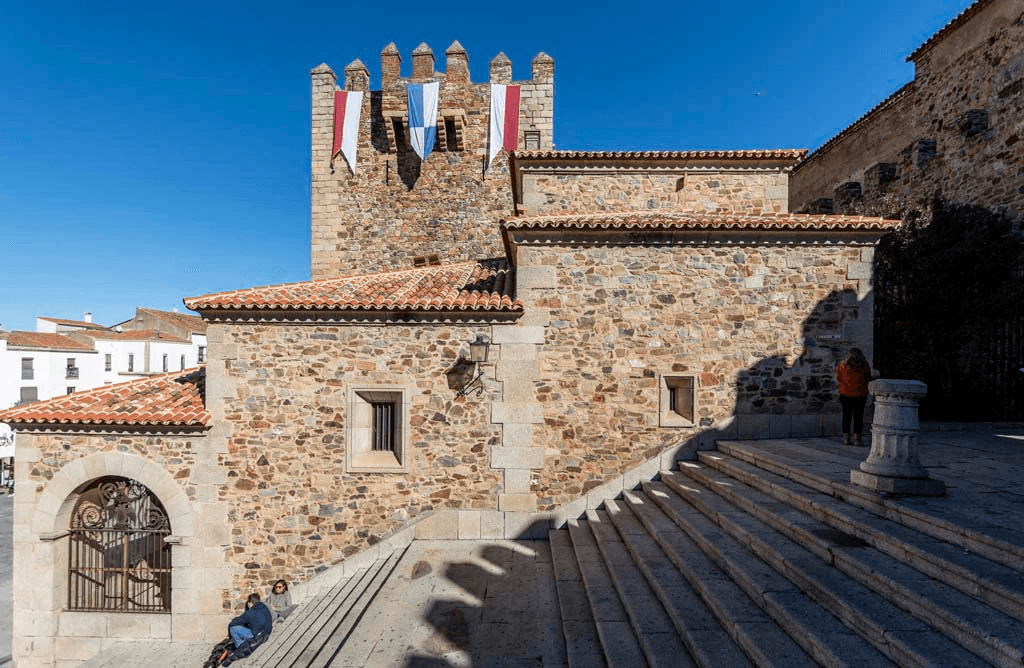 The best neighborhoods in Cáceres to live: Complete guide