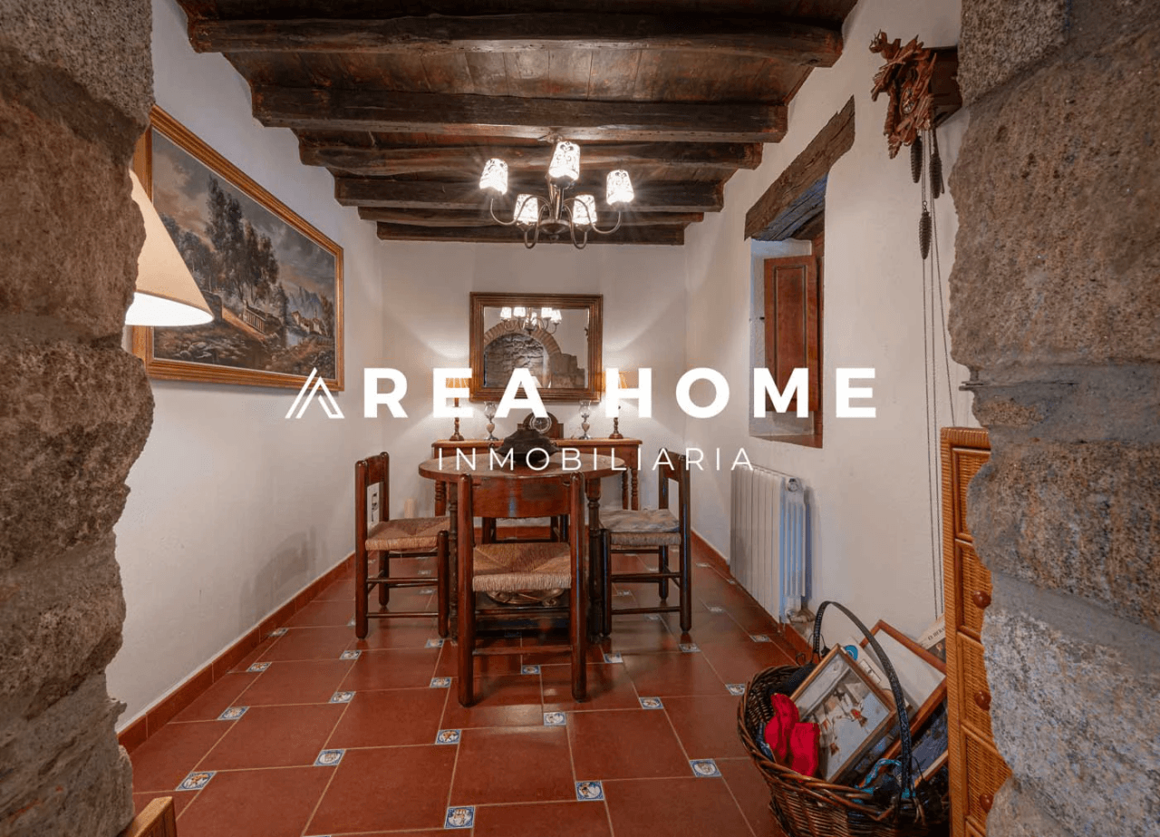 House for sale in Zarza la Mayor, Cáceres