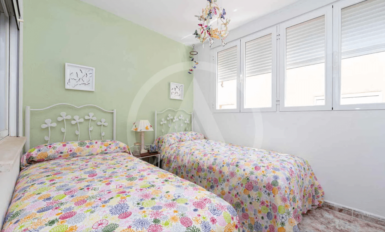 House for sale in Castañar de Ibor, Cáceres