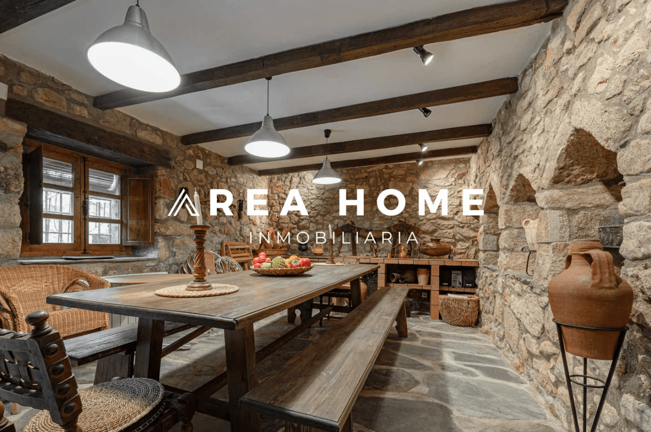 House for sale in Zarza la Mayor, Cáceres