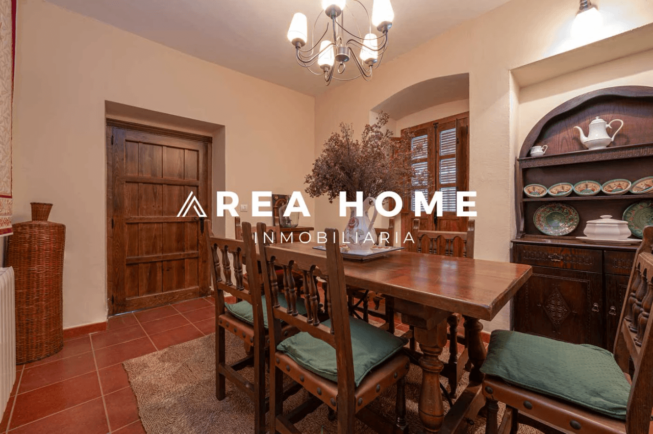 House for sale in Zarza la Mayor, Cáceres