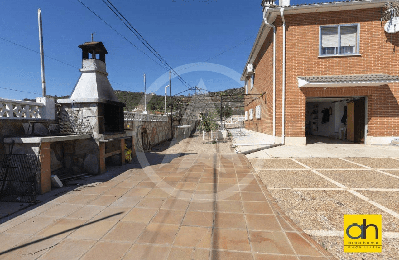Villa with pool in Sierra de Fuentes
