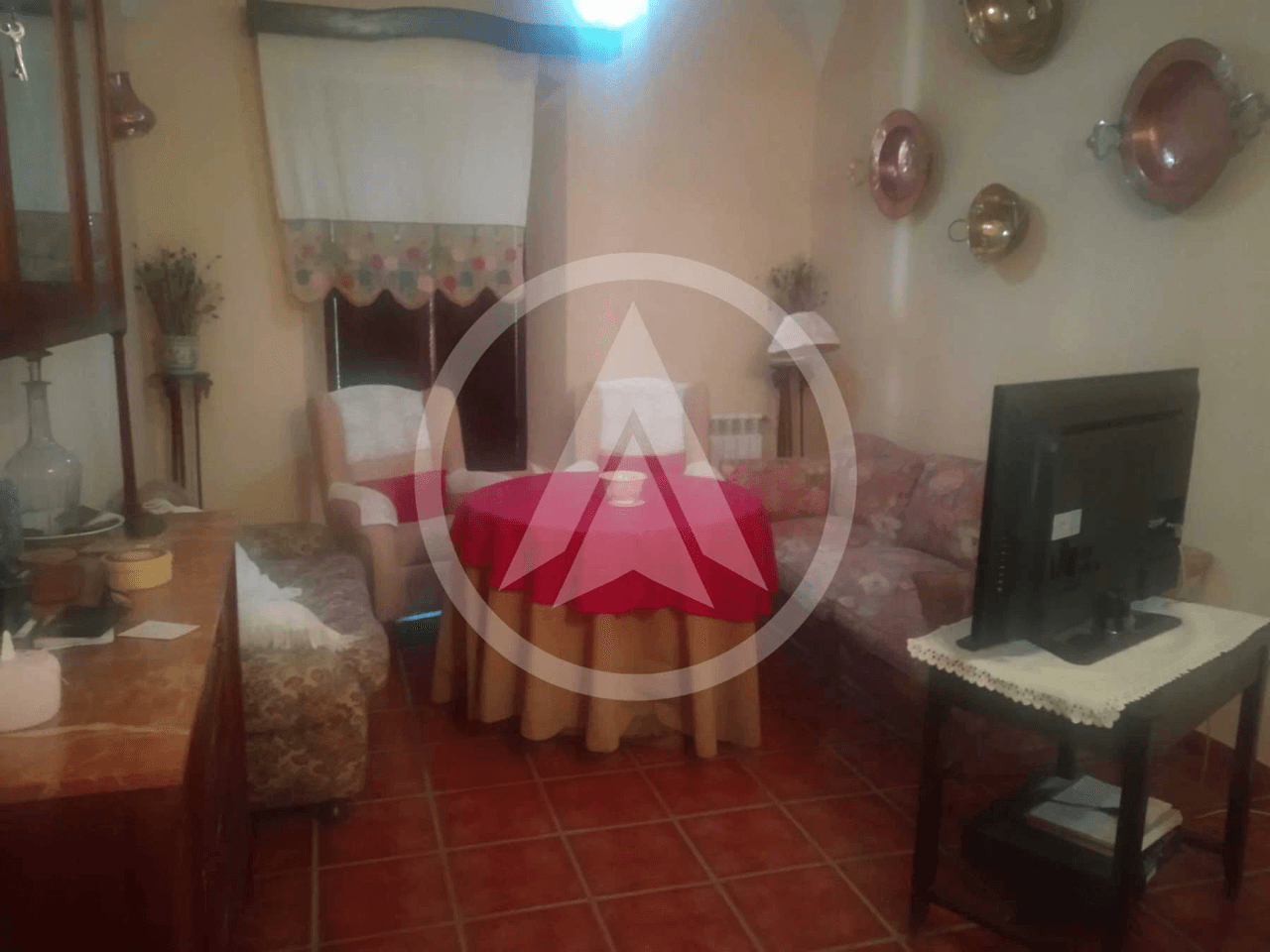Village house with pool and land in Aldeacentenera - Extremadura