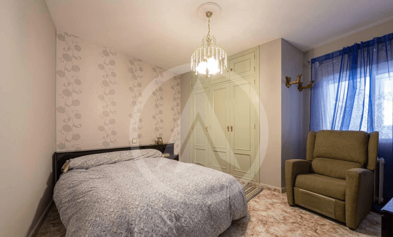 House for sale in Castañar de Ibor, Cáceres