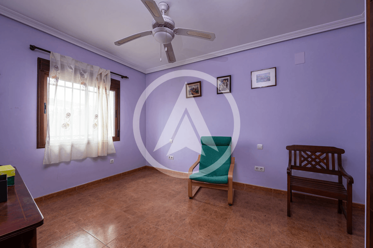 Village house with plot in Torrecillas de la Tiesa, Extremadura