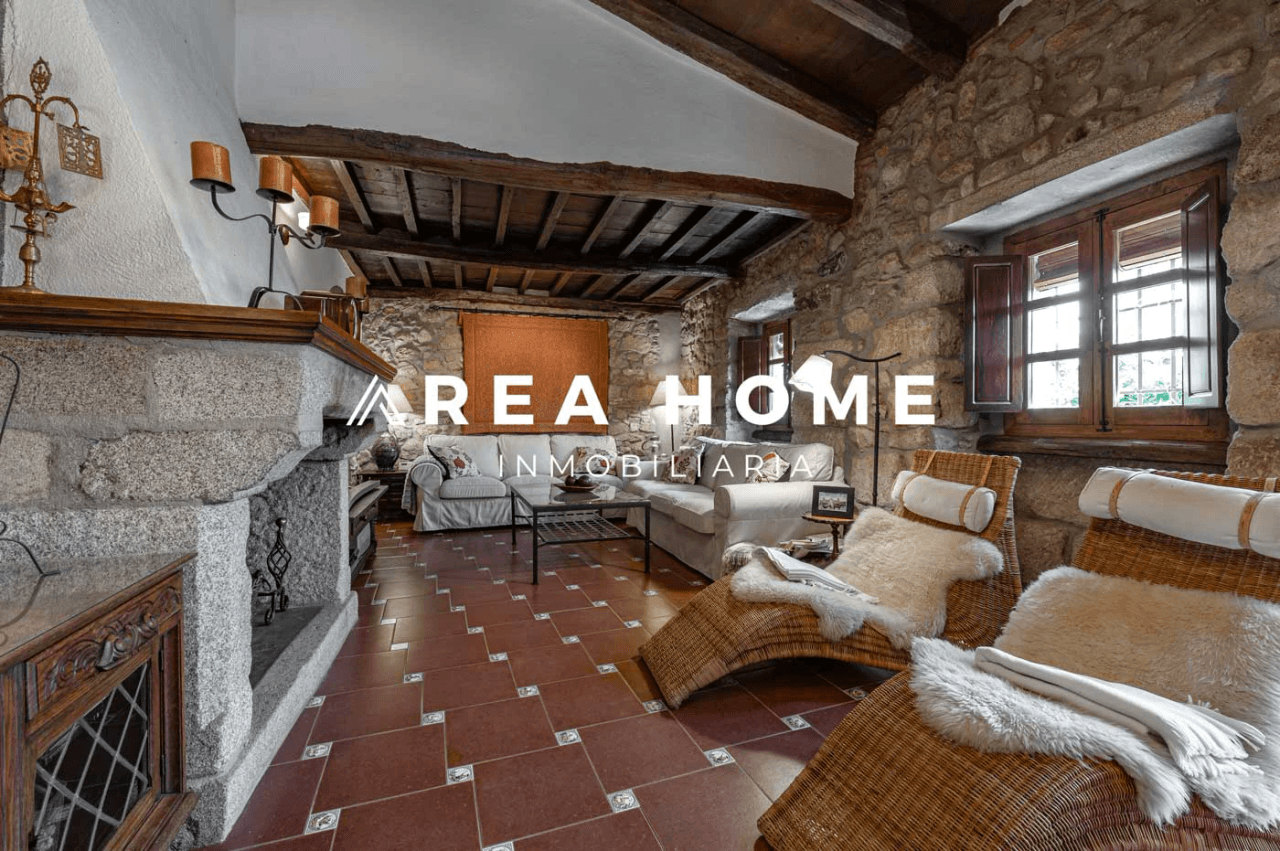 House for sale in Zarza la Mayor, Cáceres