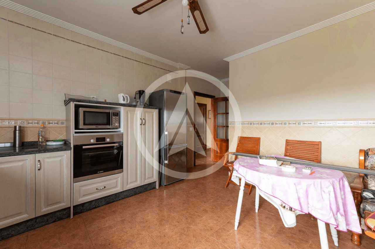 Village house with plot in Torrecillas de la Tiesa, Extremadura
