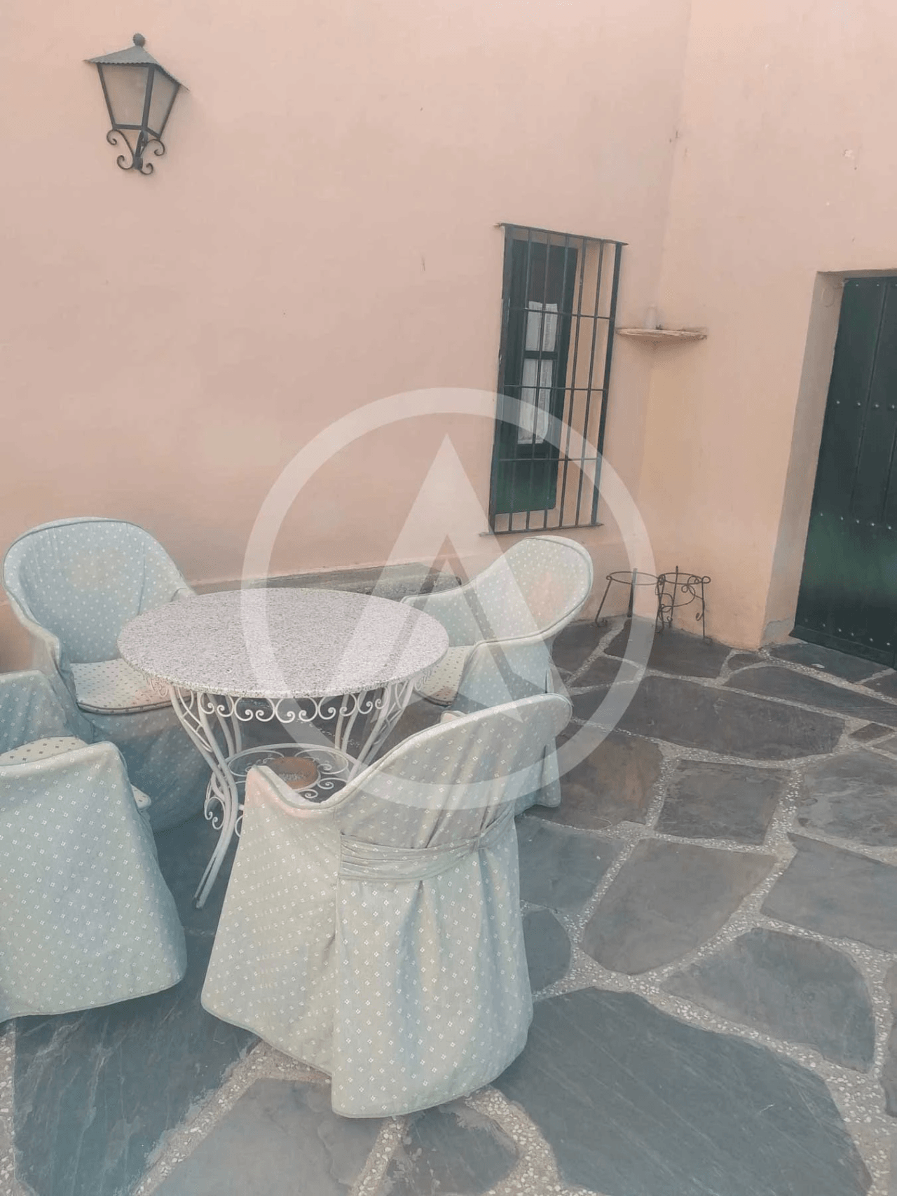 Village house with pool and land in Aldeacentenera - Extremadura
