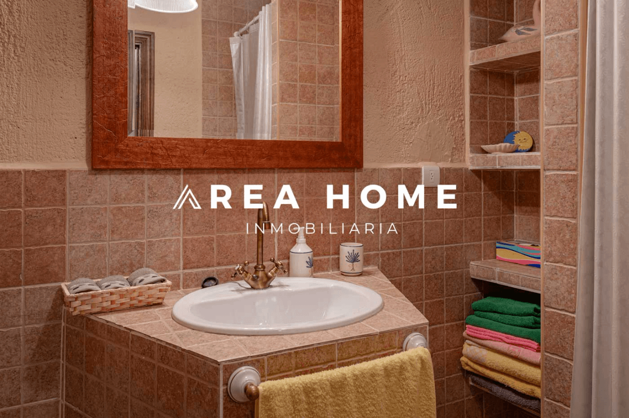 House for sale in Zarza la Mayor, Cáceres