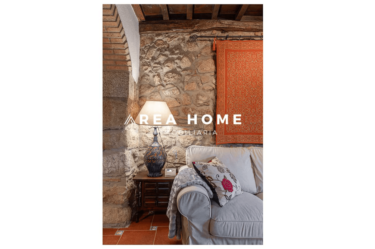 House for sale in Zarza la Mayor, Cáceres