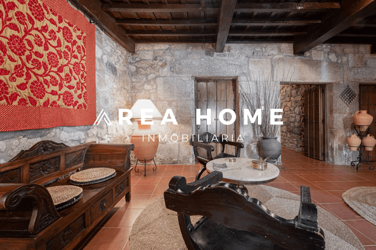 House for sale in Zarza la Mayor, Cáceres