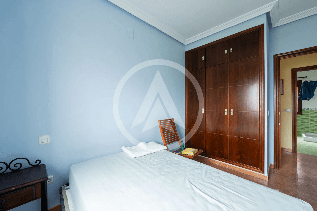 Village house with plot in Torrecillas de la Tiesa, Extremadura