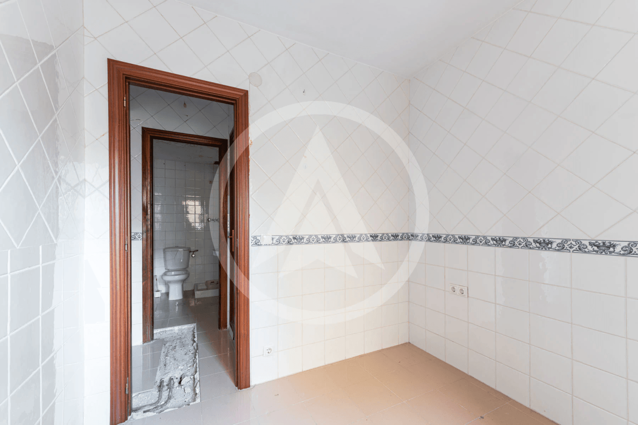 Apartment for sale in Cáceres Center with 2 parking spaces