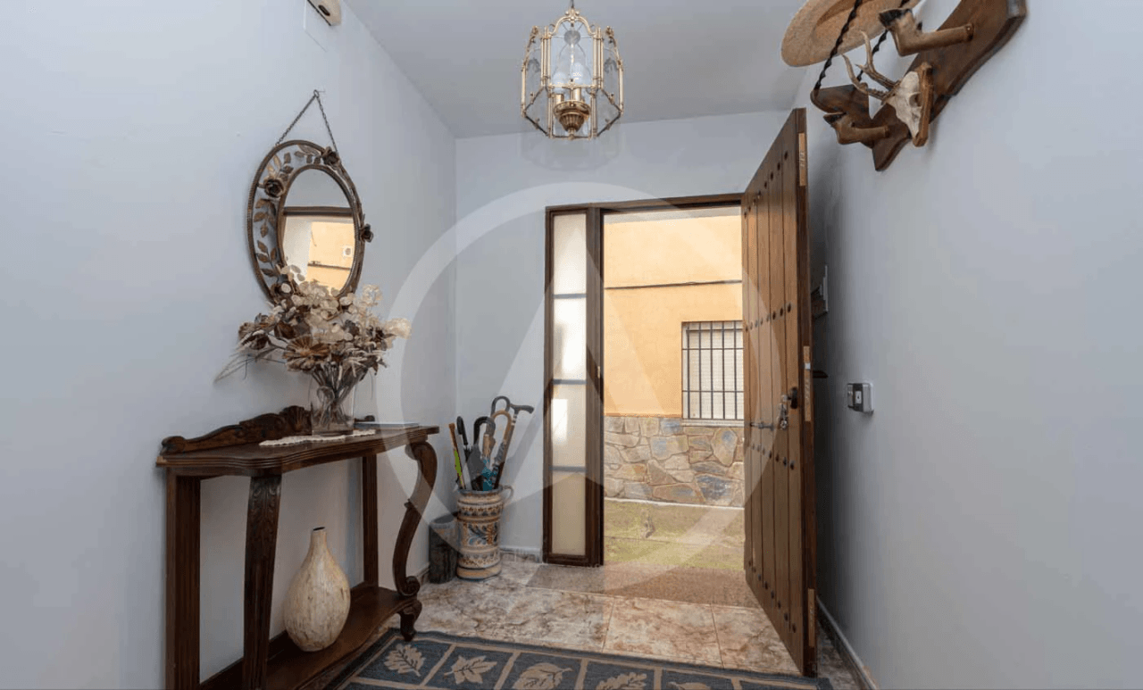 House for sale in Castañar de Ibor, Cáceres