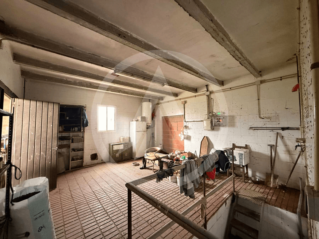 Rustic farm of 1.5 hectares with warehouse in Casar de Cáceres