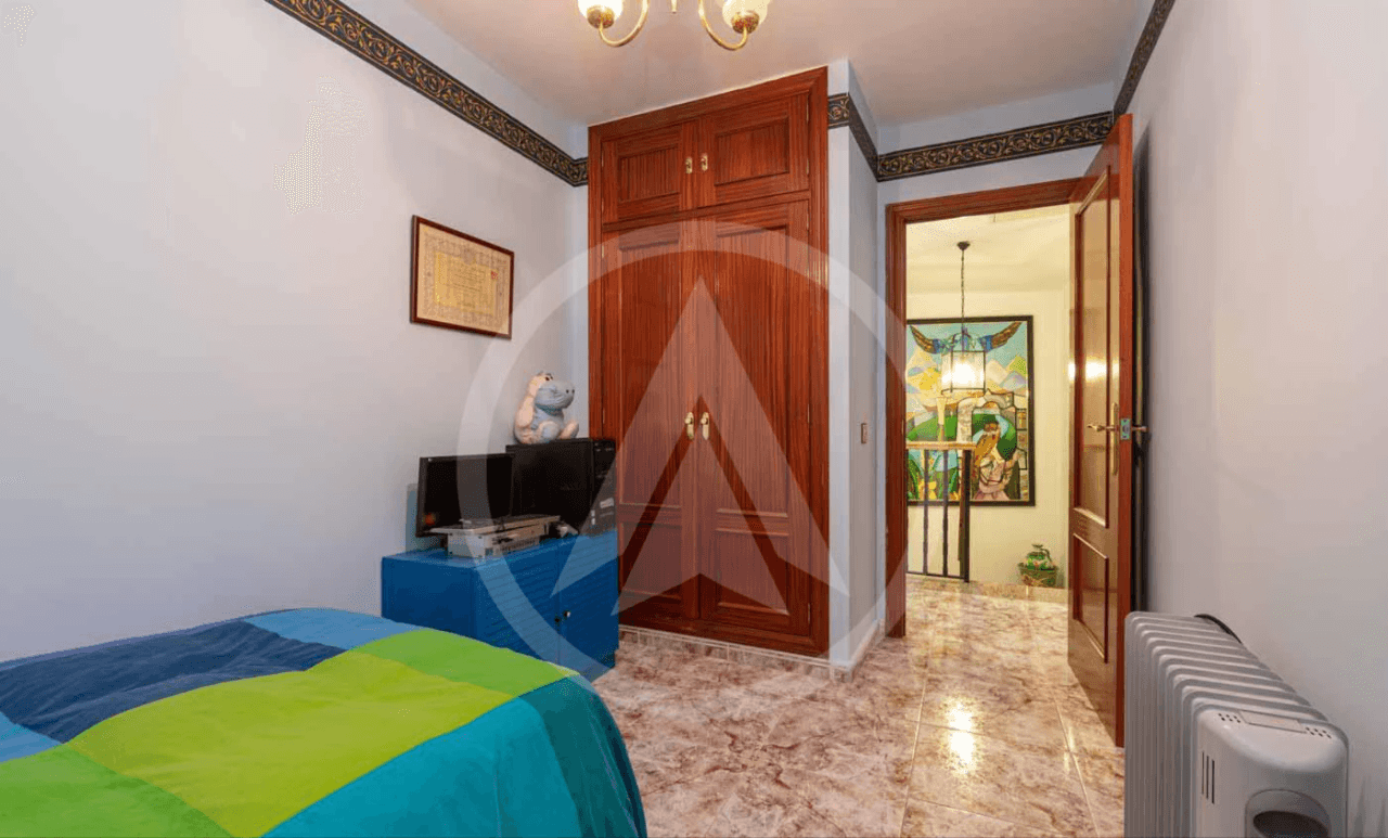 House for sale in Castañar de Ibor, Cáceres