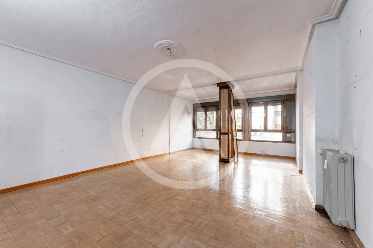Apartment for sale in Cáceres Center with 2 parking spaces