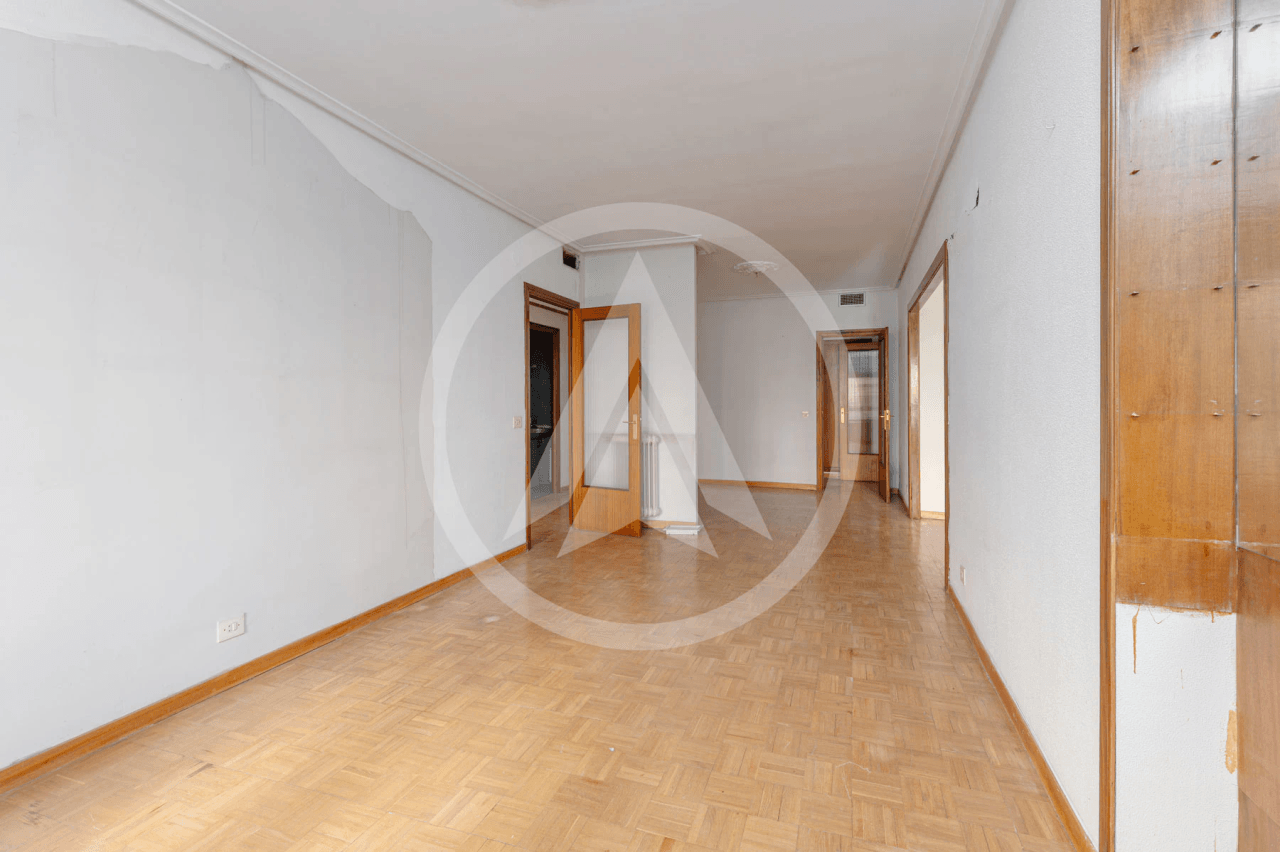 Apartment for sale in Cáceres Center with 2 parking spaces
