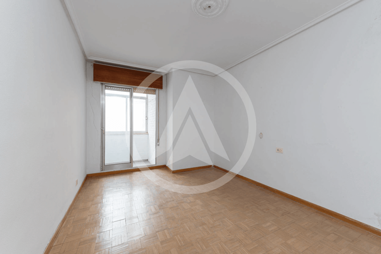 Apartment for sale in Cáceres Center with 2 parking spaces
