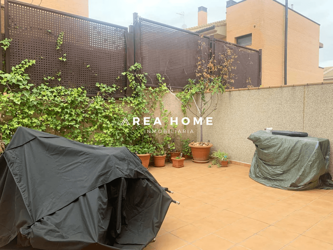Townhouse for sale in Montesol