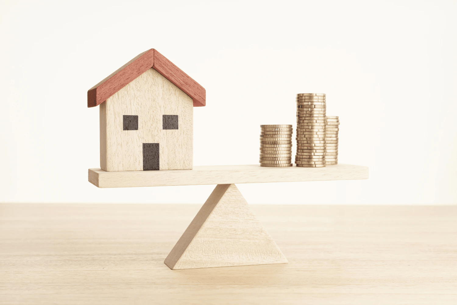 Valoració vs. Taxació Immobiliària: Quina necessites per al teu habitatge a Càceres?